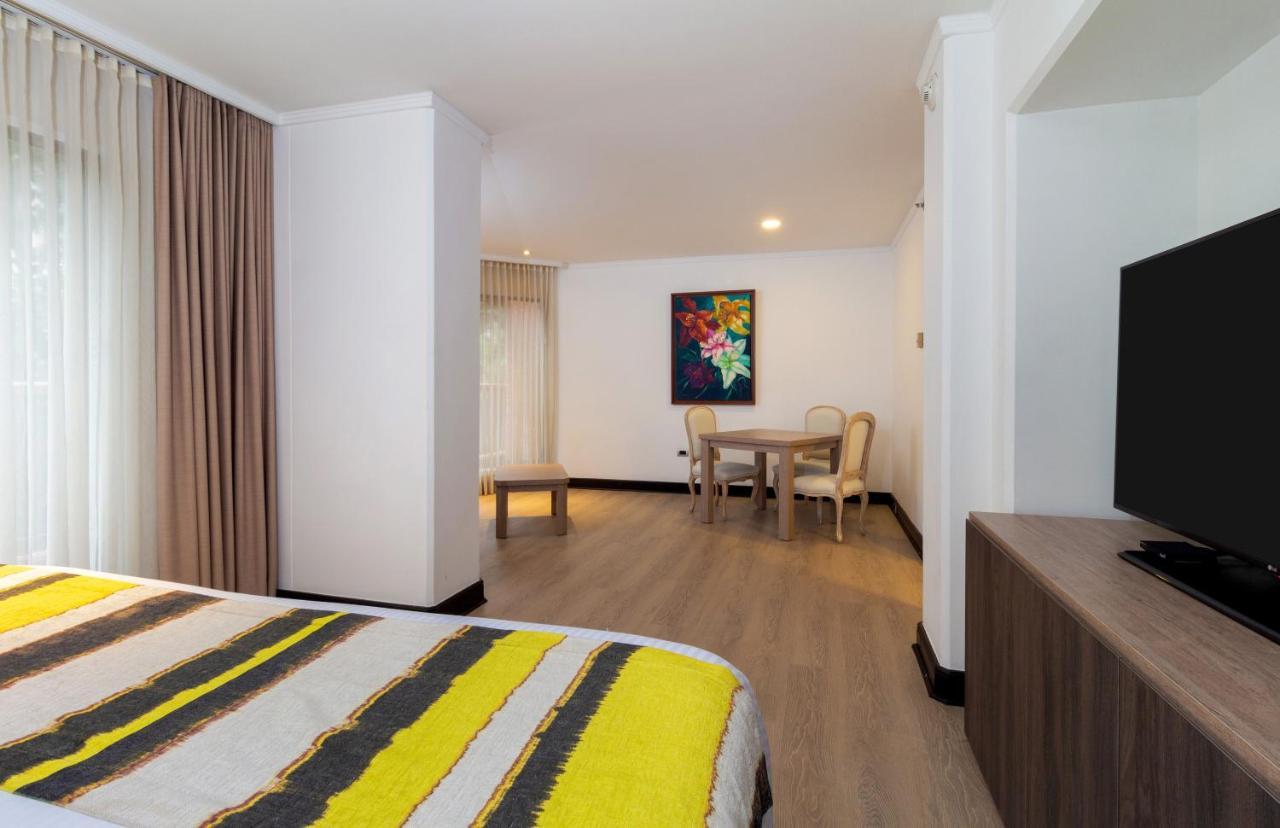 Hotel Dann Carlton Belfort Медельїн Екстер'єр фото Suite
